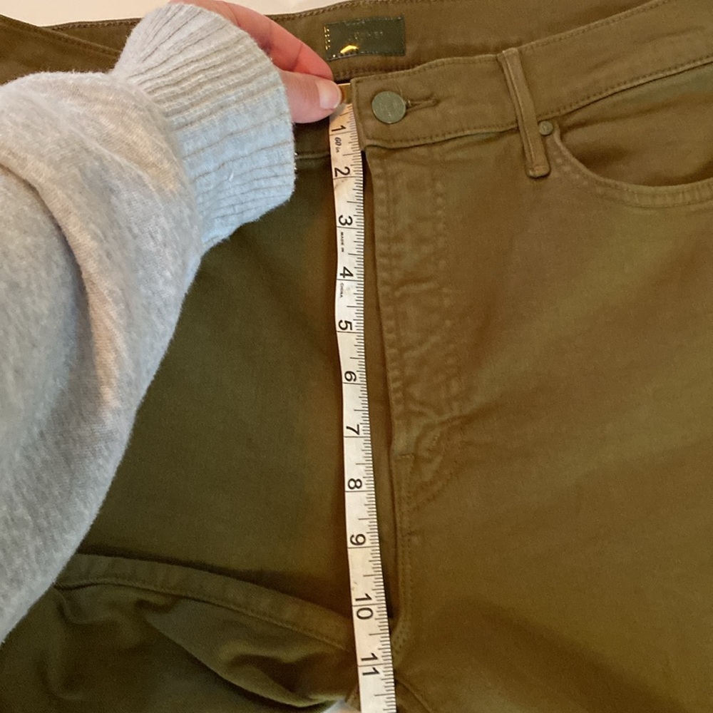 Mother Denim The Insider Crop Step Fray Olive/Fir Green Jeans size 32 NWT - Picture 12 of 17